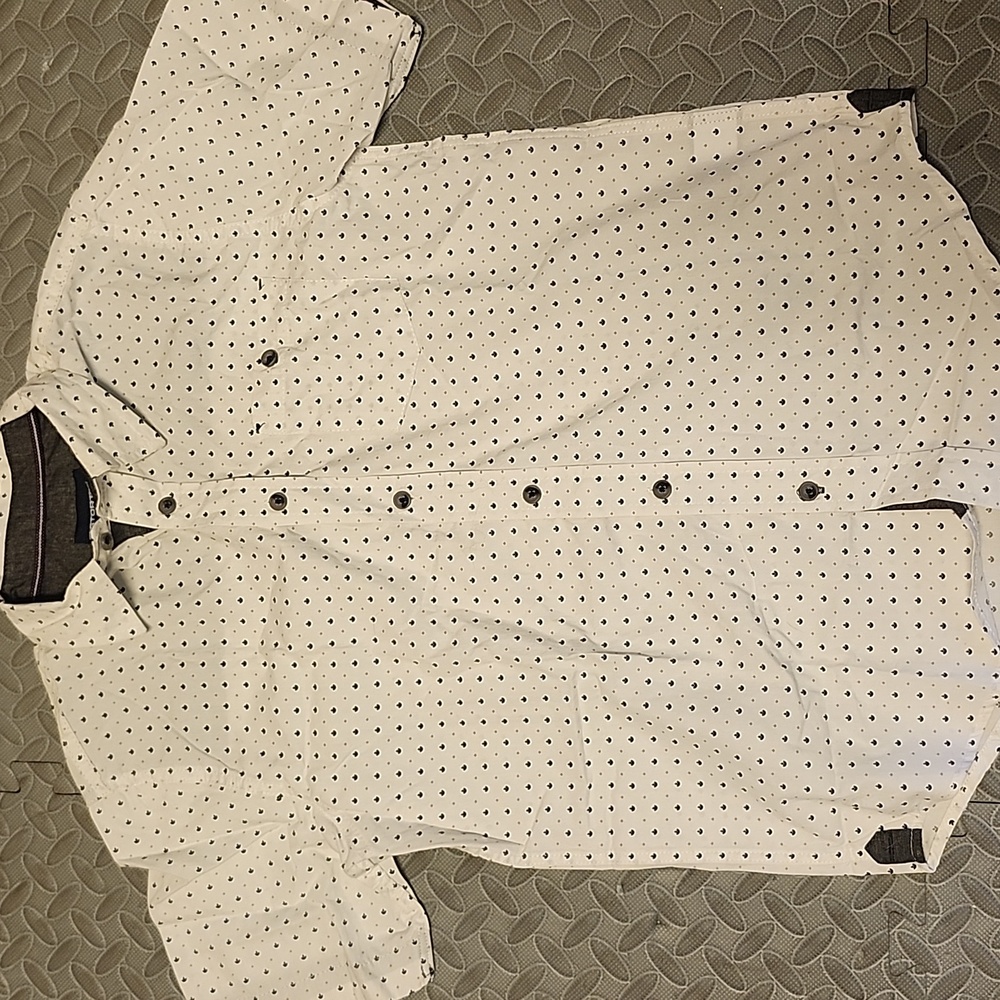 Boy's Distortion White witg Black and Gold Pattern Polo Shirt, (10-12)